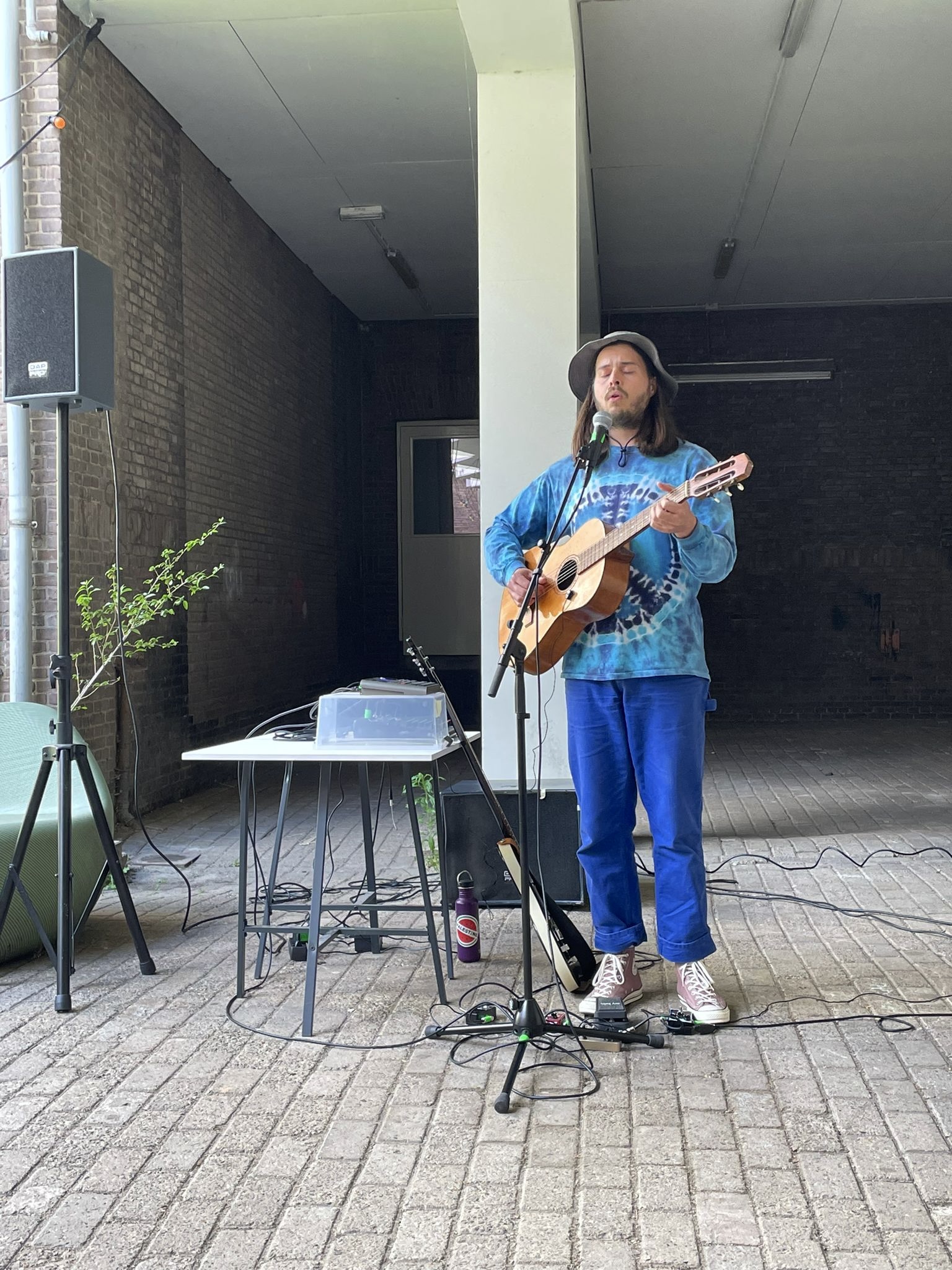 Unisong album release performance
