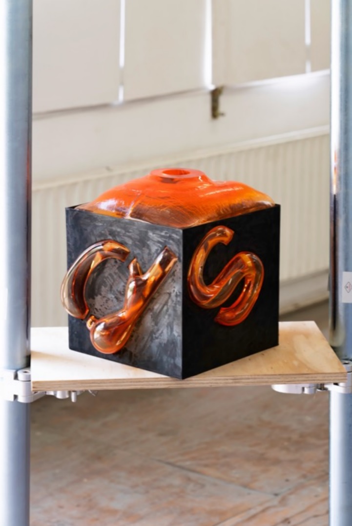 Ontwikkelen van een tentoonstellingsscenografie voor expositie met nieuw werk bij KATE Art Space Amsterdam